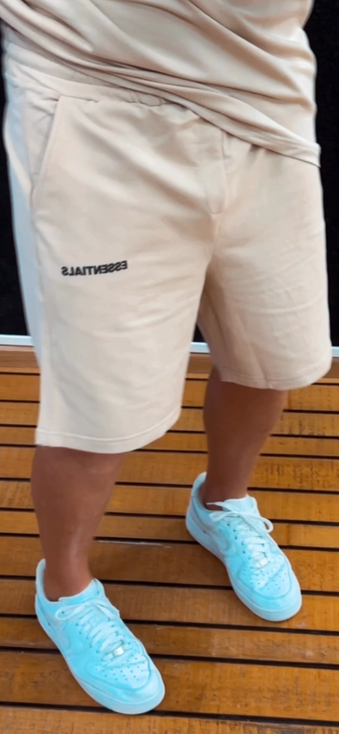 Shorts Essential