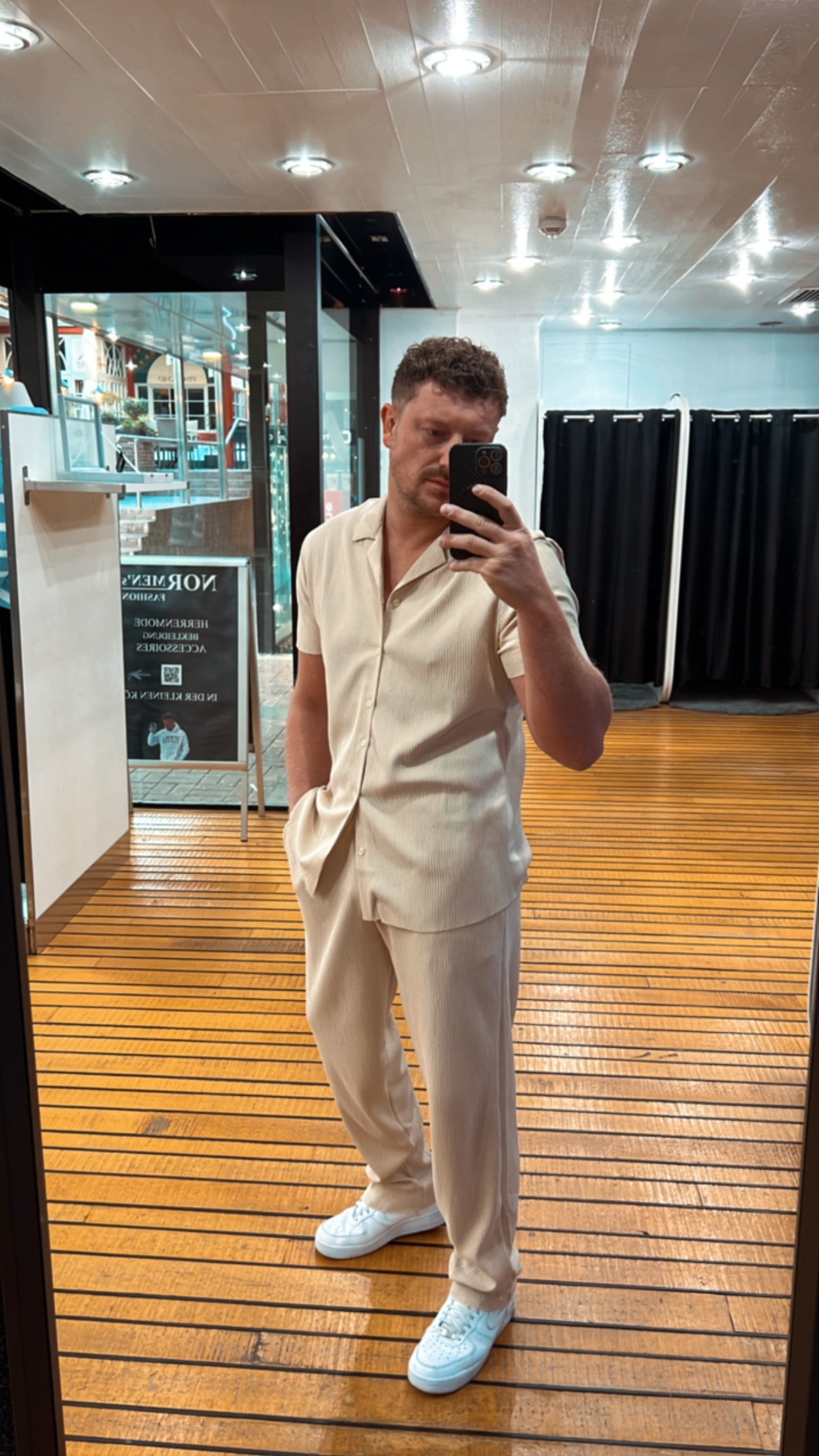 Hemd Beige Plissees Oversize