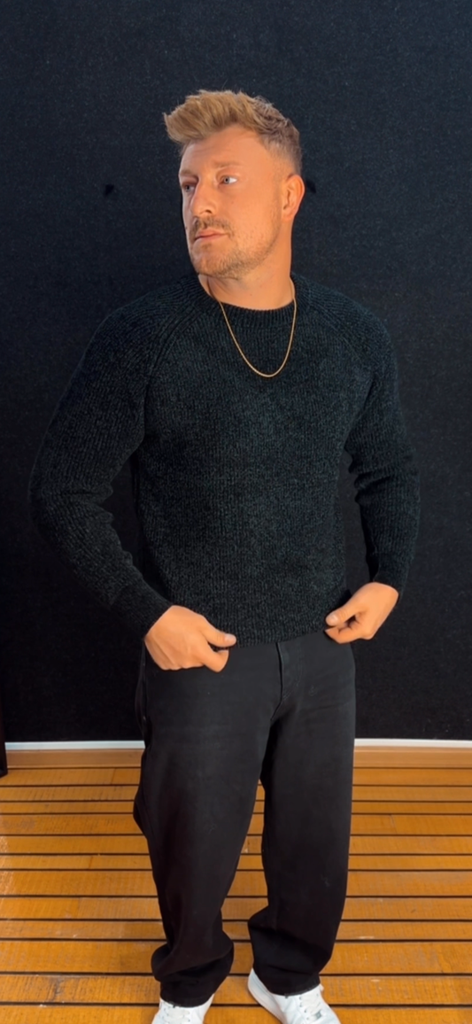 Pullover in Schwarz
