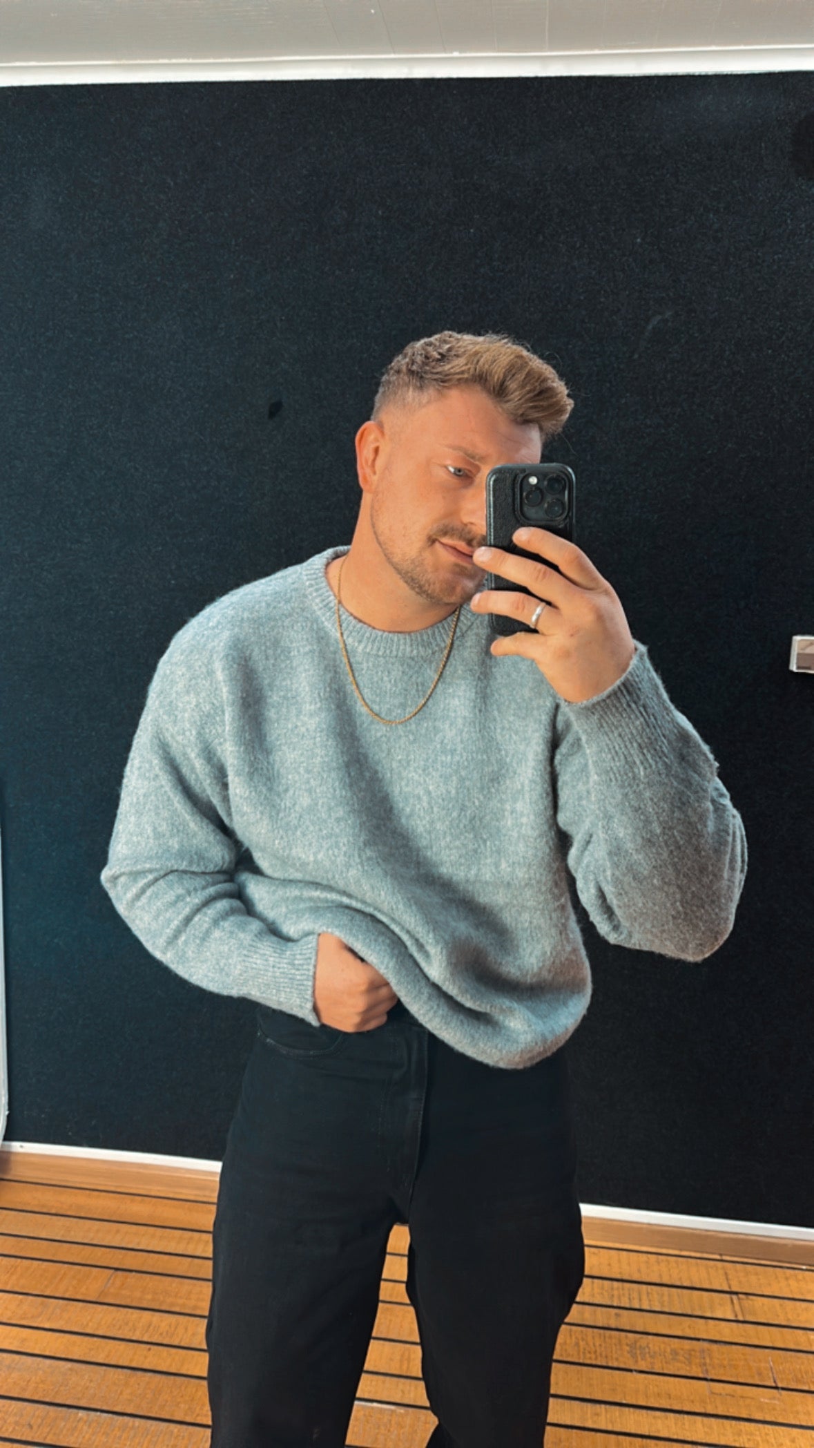 Pullover Grau