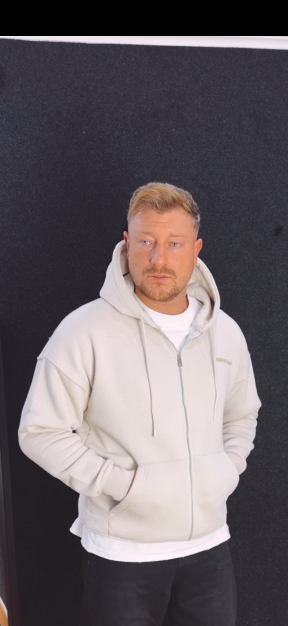 Zip Hoodie Essentials Creme