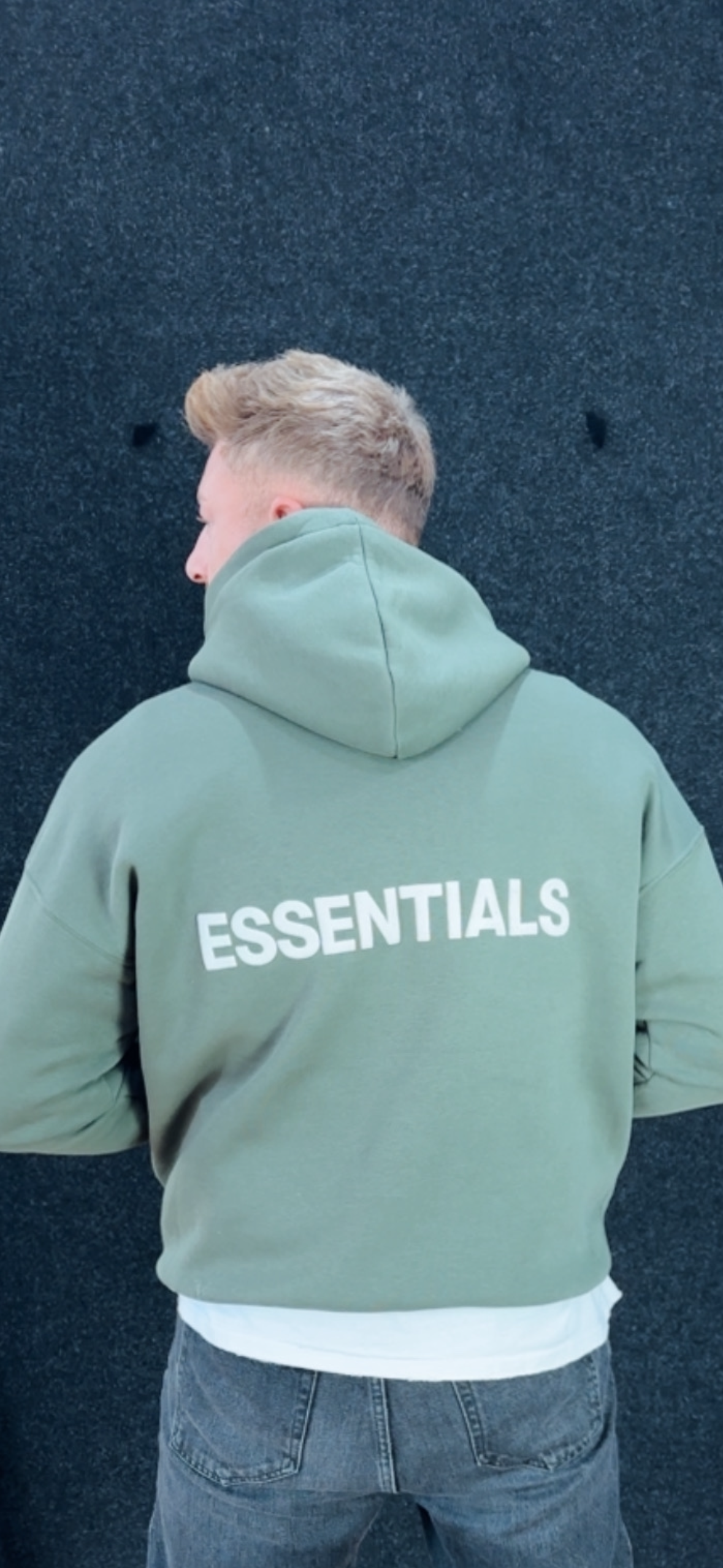 Hoodie Essentials Olive