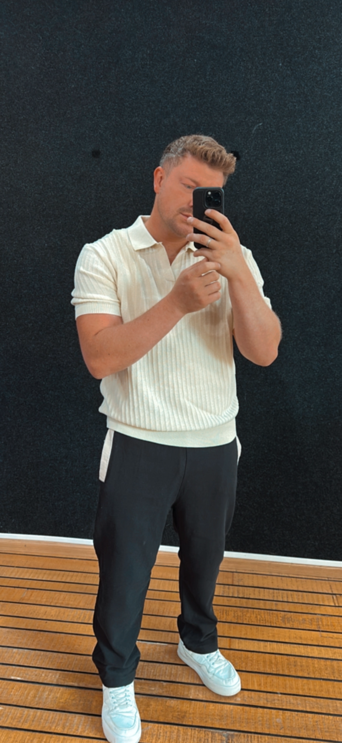 Poloshirt Strick Creme