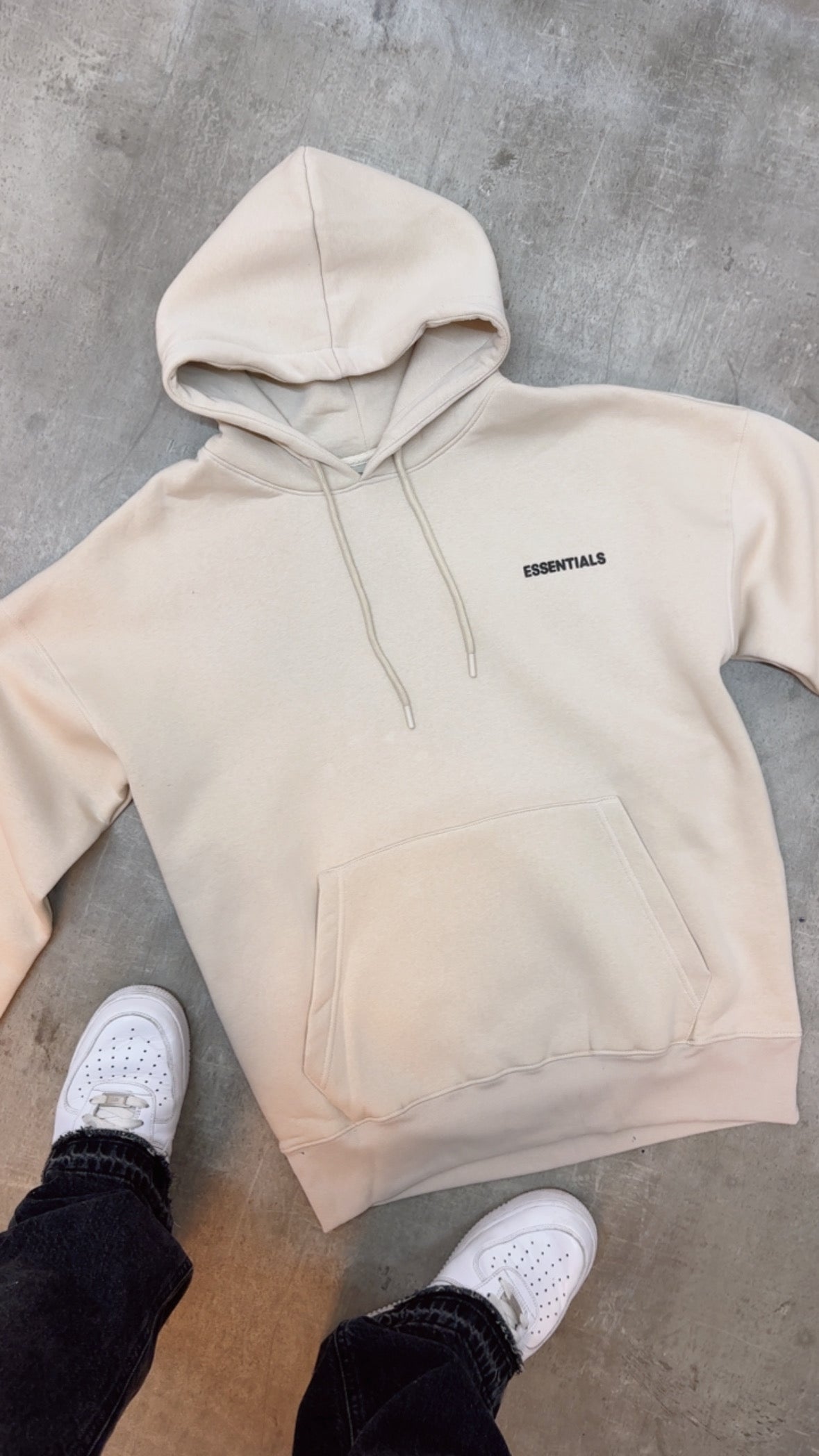Hoodie Essentials Creme