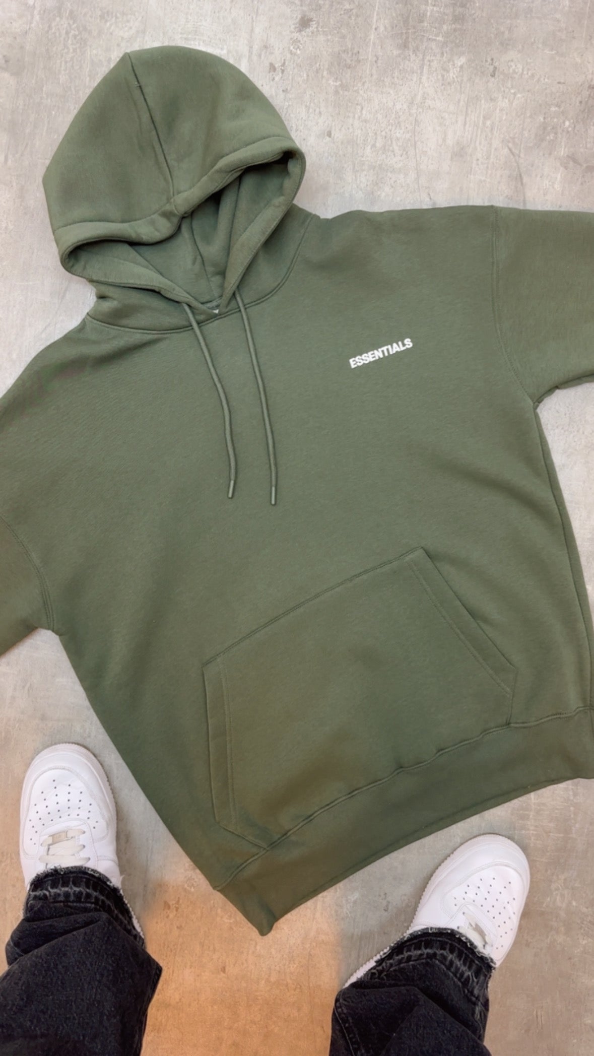 Hoodie Essentials Olive