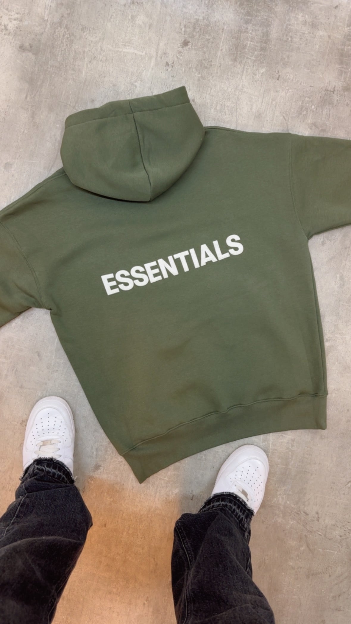 Hoodie Essentials Olive