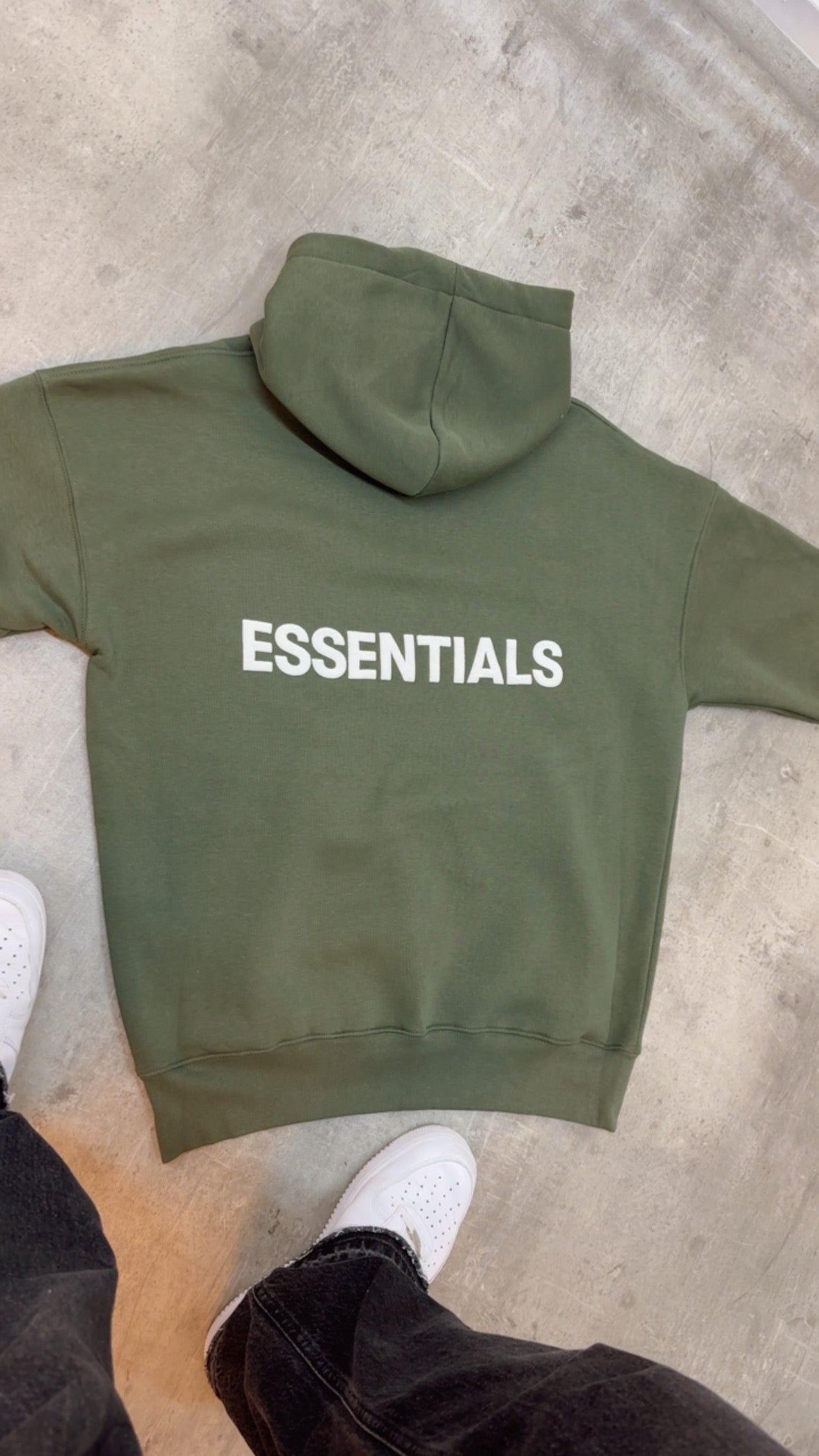 Hoodie Essentials Olive