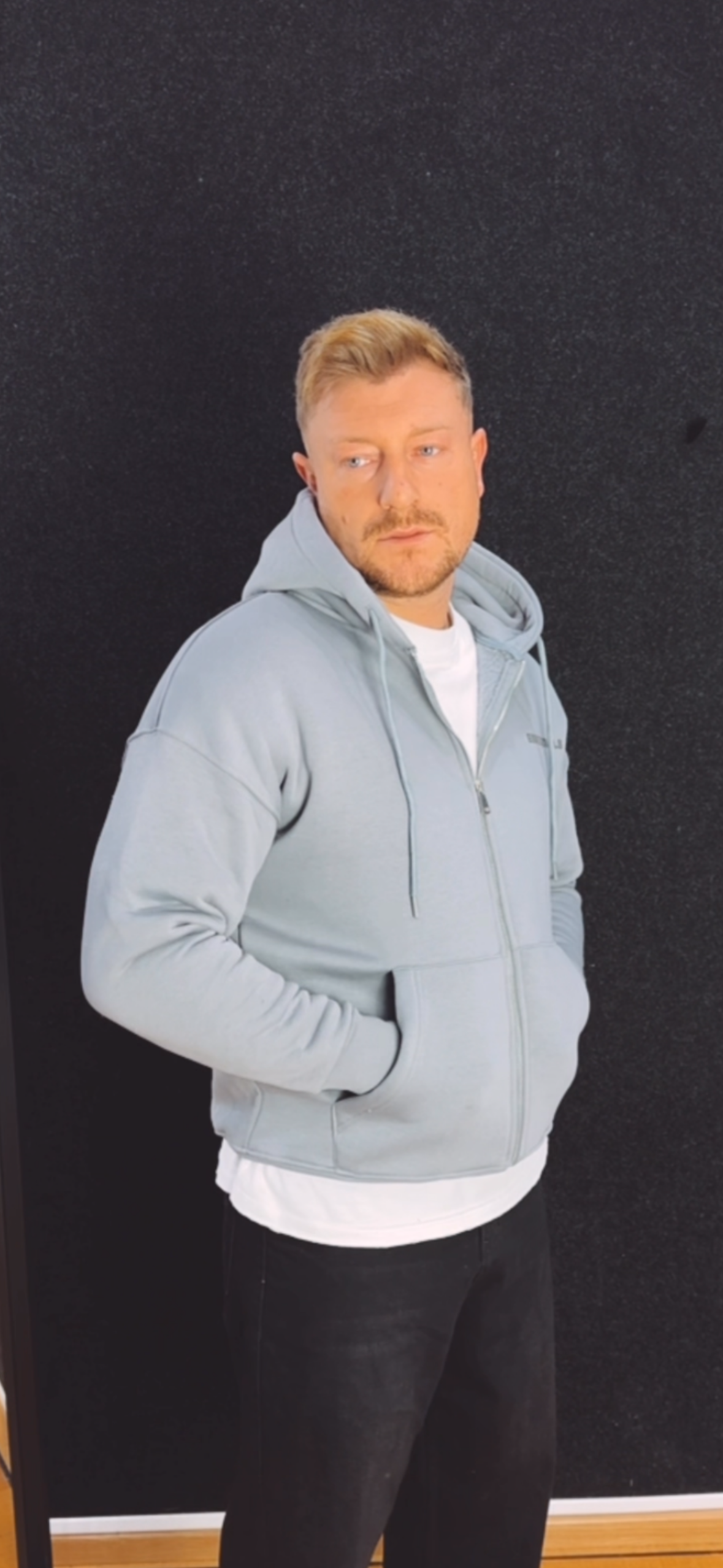 Zip Hoodie Essentials Grau